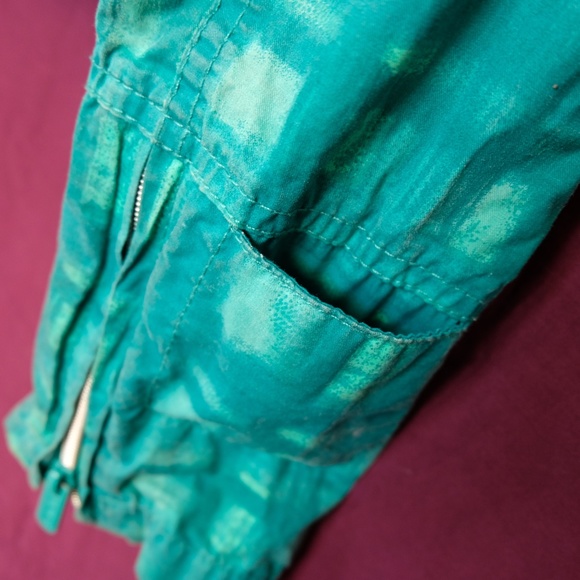 Bench Blue Wind Breaker Medium Lightweight Hood - Picture 5 of 7